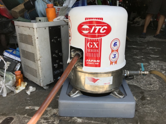 ขายปั้มน้ำอัตโนมัติ ITC(Hitachi) 100W ถังสแตนเลสอย่างดี สภาพสวยเดิมๆ เบิกฝาครอบใส่ให้ใหม่ วิ่งนิ่ม ตรวจเช็คแรงดันเรียบร้อย ไม่มีรั่วซึม พร้อมใช้งาน