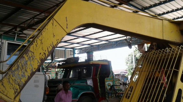 รถคีบอ้อย3ล้อ