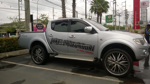 แม็กขอบ24พร้อมยางพร้อมใช้สวยๆ