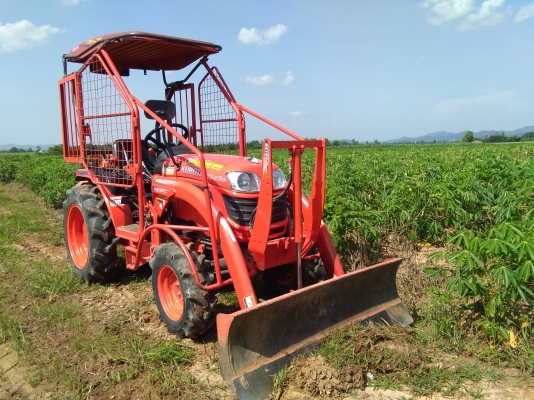 ขาย250000รถไถB2420ขวัญใจชาวไร่รถสวยมีอุปกร์4อย่างชั่วโมงทำงานน้อยรถอยู่บ้านไร่อุท้ยธานี รถขาย250000สนใจโทรมาสอบถามได้ที่081-0118032ต้นบ้านไร่ครับ มีรถส่งให้พร้อม