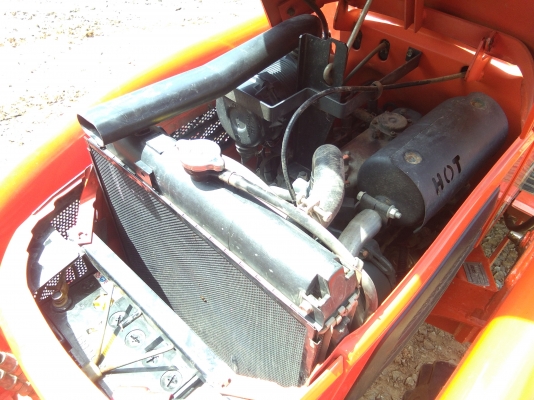 ขาย250000รถไถB2420ขวัญใจชาวไร่รถสวยมีอุปกร์4อย่างชั่วโมงทำงานน้อยรถอยู่บ้านไร่อุท้ยธานี รถขาย250000สนใจโทรมาสอบถามได้ที่081-0118032ต้นบ้านไร่ครับ มีรถส่งให้พร้อม