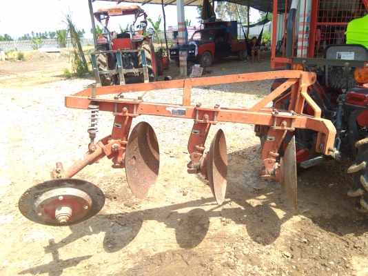 ขาย250000รถไถB2420ขวัญใจชาวไร่รถสวยมีอุปกร์4อย่างชั่วโมงทำงานน้อยรถอยู่บ้านไร่อุท้ยธานี รถขาย250000สนใจโทรมาสอบถามได้ที่081-0118032ต้นบ้านไร่ครับ มีรถส่งให้พร้อม