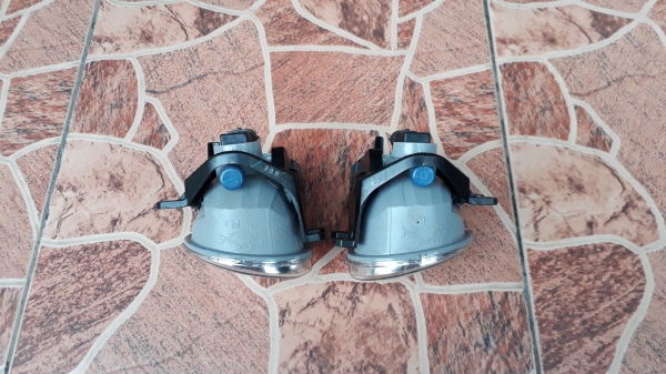 ไฟตัดหมอก TOYOTA Hilux Revo แท้