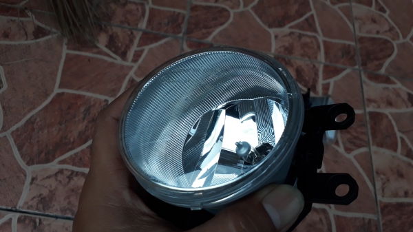 ไฟตัดหมอก TOYOTA Hilux Revo แท้