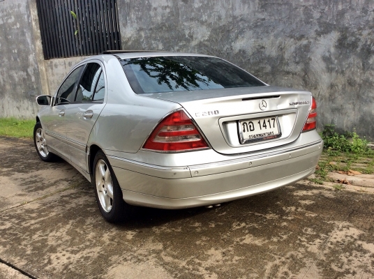 BENZ C200 Kom 2001