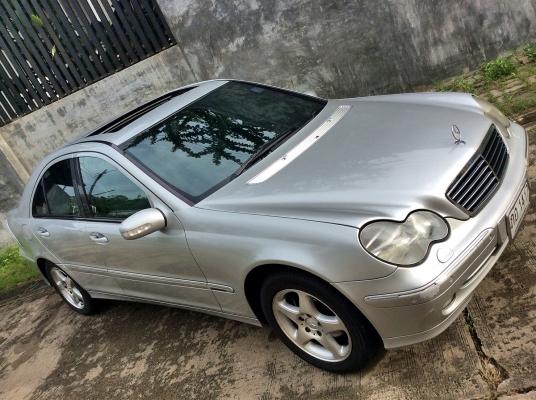 BENZ C200 Kom 2001