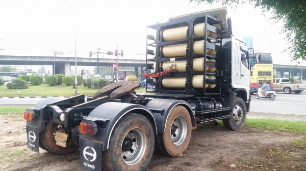 ขายหัวลาก Hino FM2PK 360 แรง CNG จดทะเบียนปี 55