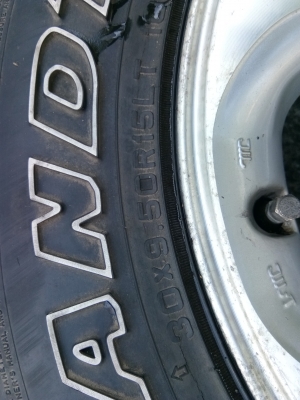 ล้อแม็ค4WD6รูขอบ15พร้อมยาง30