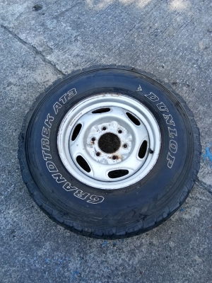 ล้ออะไหล่ กระบะยกสูง6รู ขอบ15 พร้อมยาง30