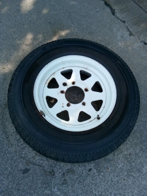 ล้ออะไหล่ suzuki caribian ขาย400