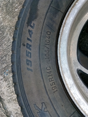 ล้ออะไหล่ แม็คกระบะ 6รู ขอบ14 พร้อมยาง ขาย400