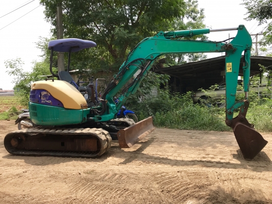 KOMATSU 40mr-1 ขนาดPC-40 รถเก่านอกแท้ มีเอกสารใบอินวอย☎️ติดต่อ 085-5632278 (ราคาต่อรองได้)