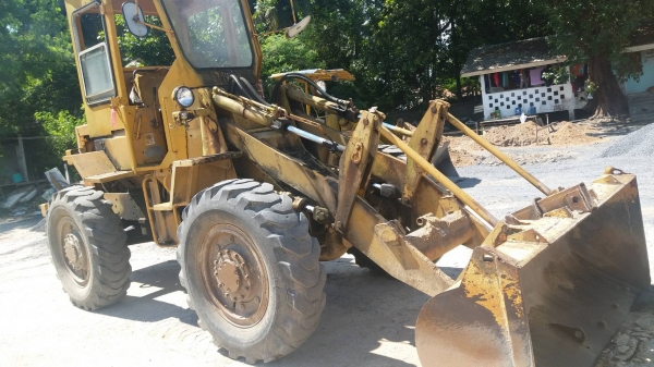 รถตัก CAT 910. สนใจติดต่อ 081 - 6079515 รถตัก CAT 910. สนใจติดต่อ 081 - 6079515