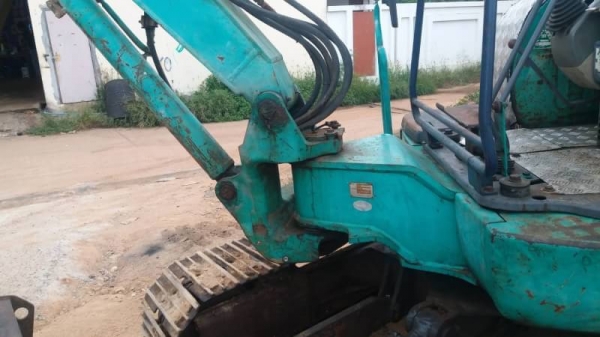 รถแบคโฮ KOMATSU PC40R - 8. สนใจติดต่อ 081 - 6079515