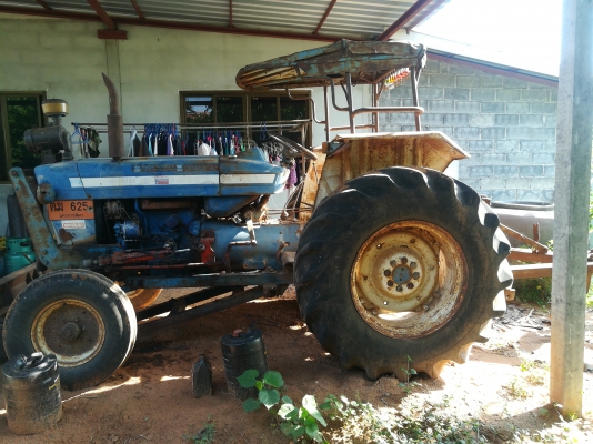 ขายรถไถรุ่น77t3ระบบไฮโดลิคแปลงเป็น6600แล้ว