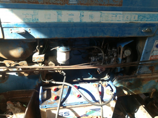 ขายรถไถรุ่น77t3ระบบไฮโดลิคแปลงเป็น6600แล้ว