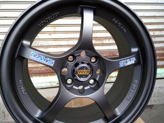 แม็กใหม่แกรมไลท์ ขอบ 15 ราคา 7500 พร้อมยางไทย 11700 บาท