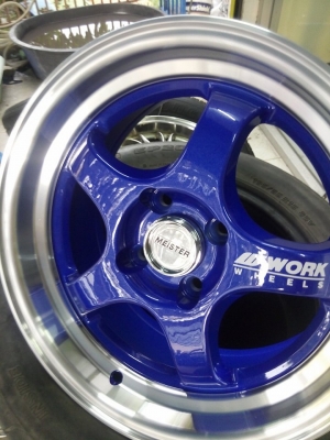 แม็กใหม่เอสวัน สีน้ำเงินกากเพชร ราคา 4 วง 7900 พร้อมยางใหม่ 12900 บาท