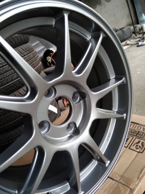 แม็กใหม่ลายทีซี105เอ็น ขอบ 15 ราคา 6900 บาท พร้อมยาง 10900 บาท