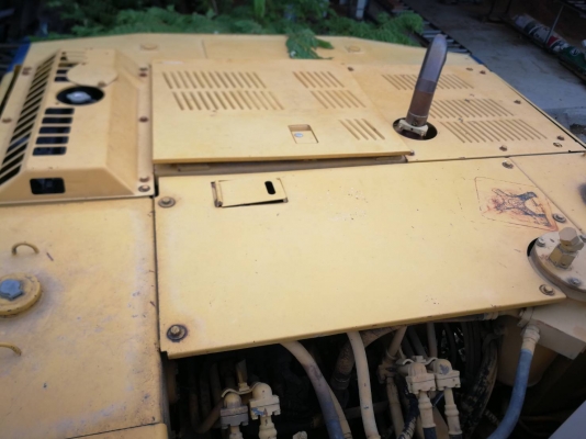 Komatsu PC200-5 สภาพเต็มตามรุ่น เก็บบางส่วน สวยเดิม เอกสารเล่ม