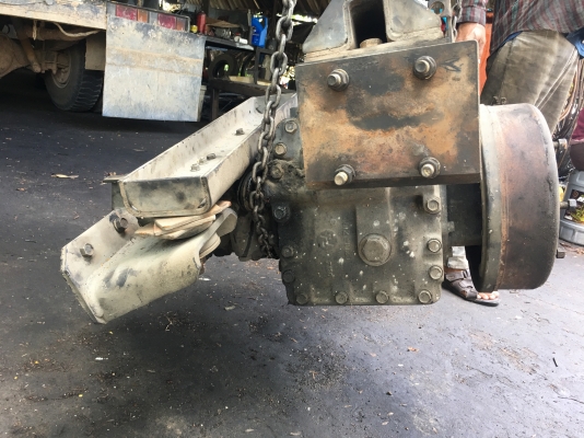 ขายเกียร์สโลว์ 2k ราคา 35,000 ติดต่อคุณสำราญ 0871791939