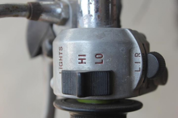 ลดสุดๆไปเรยฮอนด้าCd50 ถูกๆเอาไป13500พอคับ.... ลดสุดๆไปเรยฮอนด้าCd50 ถูกๆเอาไป13500พอคับ....