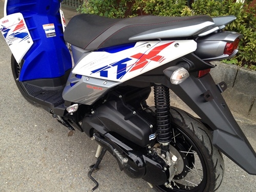 Yamaha TTX สีน้ำเงินขาว