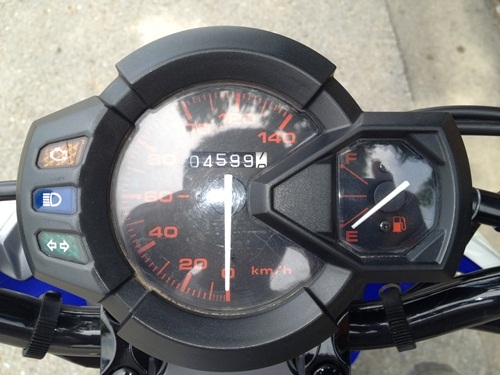 Yamaha TTX สีน้ำเงินขาว