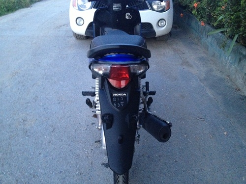 ขายhonda wave110i สีน้ำเงินขาวปี2555 ขายhonda wave110i สีน้ำเงินขาวปี2555