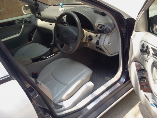 ขาย Benz c200 compresser ปี 2002 รถสวย วิ่งน้อย ล้อ17 พร้อมโอนคับ ขาย Benz c200 compresser ปี 2002 รถสวย วิ่งน้อย ล้อ17 พร้อมโอนคับ