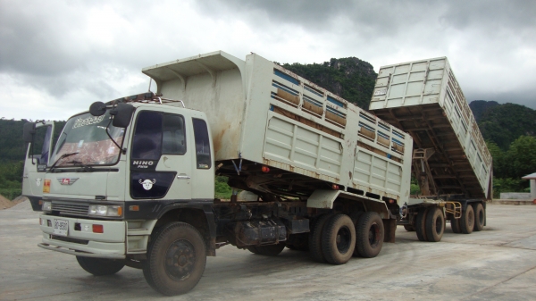 ขายรถพ่วง 22 ล้อ hino ดั้มแม่-ลูก 3 เพลา อู่สหกิจ ขายรถพ่วง 22 ล้อ hino ดั้มแม่-ลูก 3 เพลา อู่สหกิจ