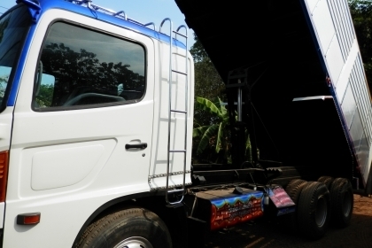 10ล้อดั้มHINO FM1J-260แรง ปี 49 ดั้มมิเนียมมีระบบลากลูก สวยจัด 10ล้อดั้มHINO FM1J-260แรง ปี 49 ดั้มมิเนียมมีระบบลากลูก สวยจัด