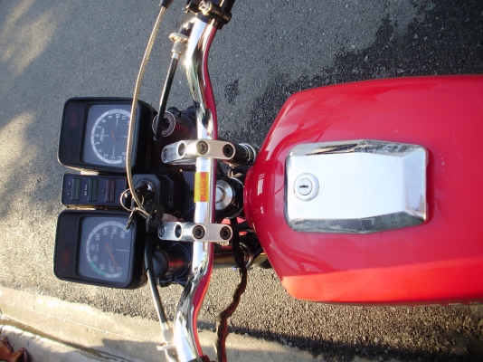 ขายคับ yamaha rxk135cc ครับ มีเล่มมีทะเบียนพร้อมโอนคับ สนใจติดต่อ0891066305 คุณศักดิ์คับ ราคาคุยได้คับ