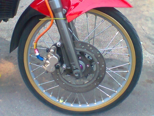 ขาย SONIC125 แต่งสวยๆ+แรงๆ ขาย SONIC125 แต่งสวยๆ+แรงๆ