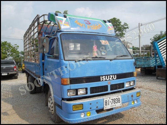 ขายด่วน รถบรรทุก 6 ล้อ ISUZU NPR59L 120 แรง ช่วงล่าง F หน้าหลัง สภาพพร้อมใช้งาน ราคาสุดคุ้ม