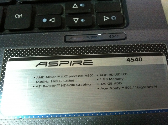 (คนที่ฝากขายเปลี่ยนใจไม่ขายแล้วครับ)ขาย โน๊ตบุ๊ค ACER ASPIRE 4540 ฮาร์ดดิสก์ 320 จิ๊ก CPU แรง การ์ดจอแรง เล่นเกมส์รถแข่งสบาย