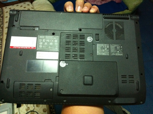 (คนที่ฝากขายเปลี่ยนใจไม่ขายแล้วครับ)ขาย โน๊ตบุ๊ค ACER ASPIRE 4540 ฮาร์ดดิสก์ 320 จิ๊ก CPU แรง การ์ดจอแรง เล่นเกมส์รถแข่งสบาย