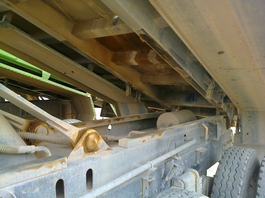 10ล้อดั้มFM1M วางเครื่องP11C ยูโร2 330 แรง รถสวย