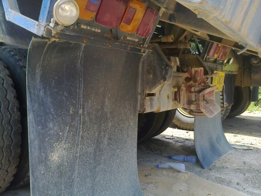 10ล้อดั้มFM1M วางเครื่องP11C ยูโร2 330 แรง รถสวย