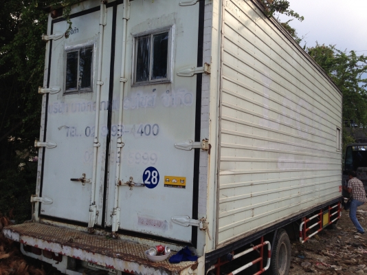 ขาย 6 ล้อ ฮีโน่ รุ่น FC 3 J  ตู้แห้งยาว 6.50 เมตร ปี 2543