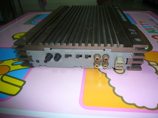 ขายเพาเวอร์แอมป์ 100W x 4ch สนใจโทร 0816172355 สมร ขายเพาเวอร์แอมป์ 100W x 4ch สนใจโทร 0816172355 สมร