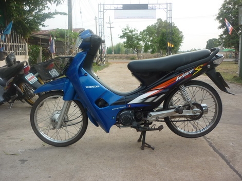 ขาย เวฟ 100 9000 บาท ขาย เวฟ 100 9000 บาท