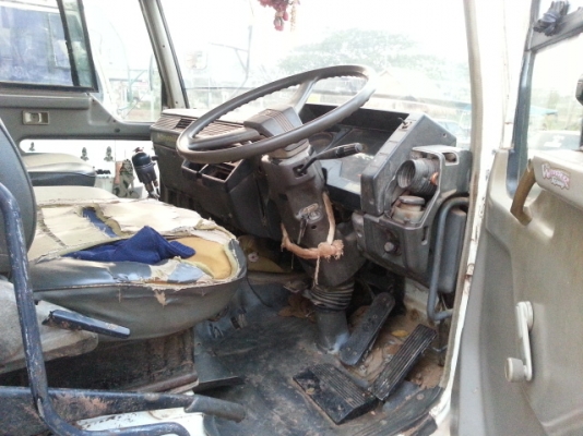 ขายด่วน MITSUBISHI FN527MTF 1600 สองเพลาดั้มสภาพพร้อมใช้สุดๆรีบโทร 0811838154 0801515451