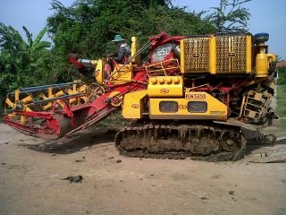 KM - 48 เดิน12 ปั้ม 23  เครื่อง JO8C - 215 แรง