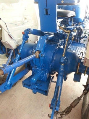 รถไถ FORD 4600 (ใหม่ไทย) ใบดันหน้าใหม่ ผานหลัง 6 ของใหม่ สภาพใหม่ พวงมาลัยพาวเวอร์ ยางหลังใหญ่