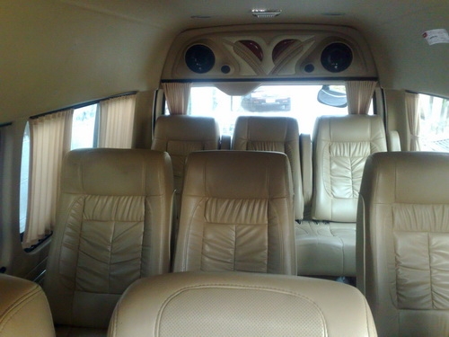 COMMUTER 2010 VIP หล่อๆพร้อมใช้มือเดียว