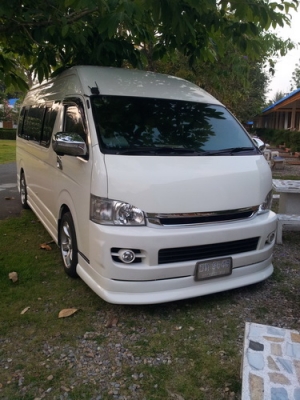 COMMUTER 2010 VIP หล่อๆพร้อมใช้มือเดียว