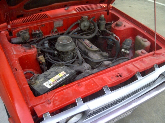 datsun 160j  4ประตูู ปี 1970  ติดเเกสเเล้ว