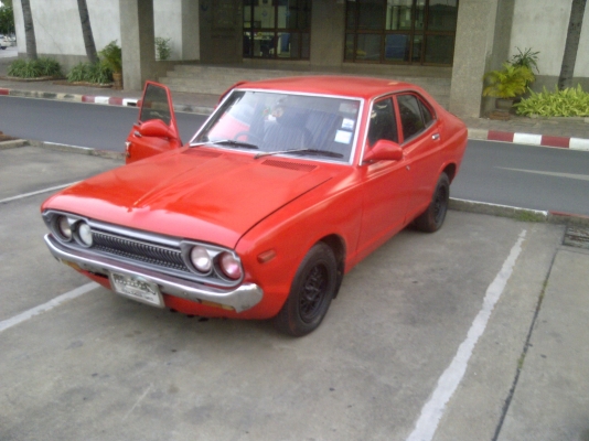 datsun 160j  4ประตูู ปี 1970  ติดเเกสเเล้ว