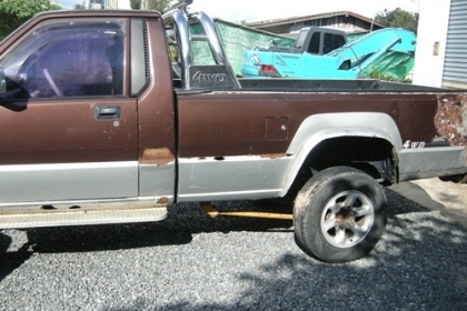 ((&hellip;..ขายด่วน โกเบโก้ 200 มาร์ค  ทรี พร้อมใช้งาน ทำงานทุกวัน รถสวย&hellip;.)